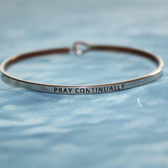 Silver Tone And Copper Pray Continually Top Hook Bracelet 7 in Length - Picture 3 of 4